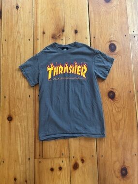 Thrasher Flame Logo Tee Gray Size Small